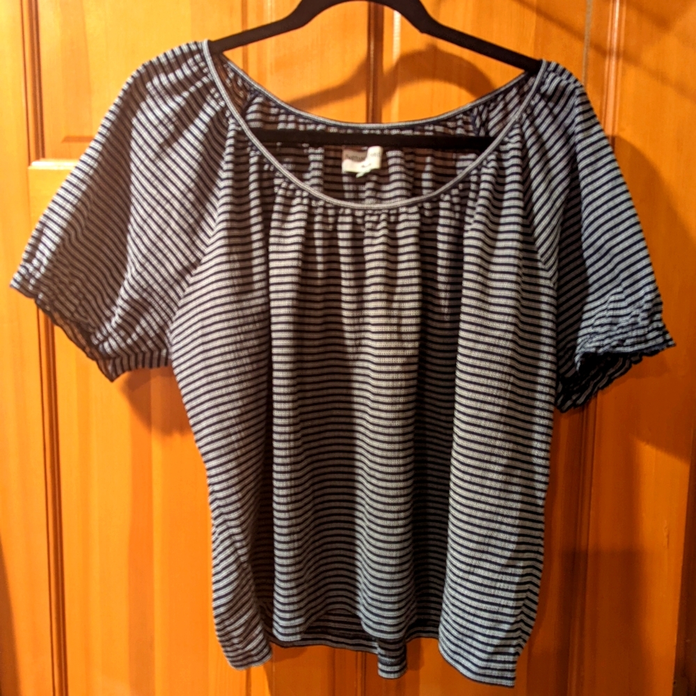 Madewell black and white strip bubble top with elastic at the neck and sleeves.